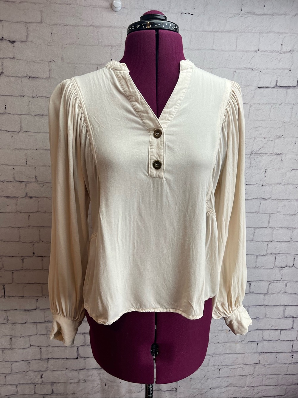 Listicle size medium cream colored blouse with puffy sleeves